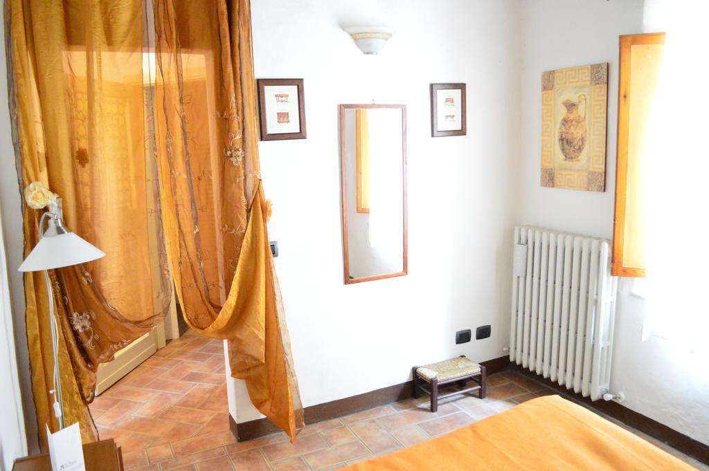 Apartment With Little Arch Montepulciano Room photo